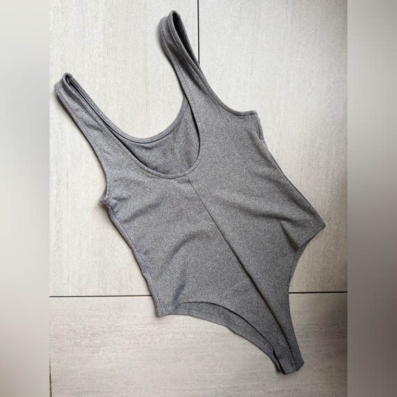 Monat bodysuit - Picture 5 of 6